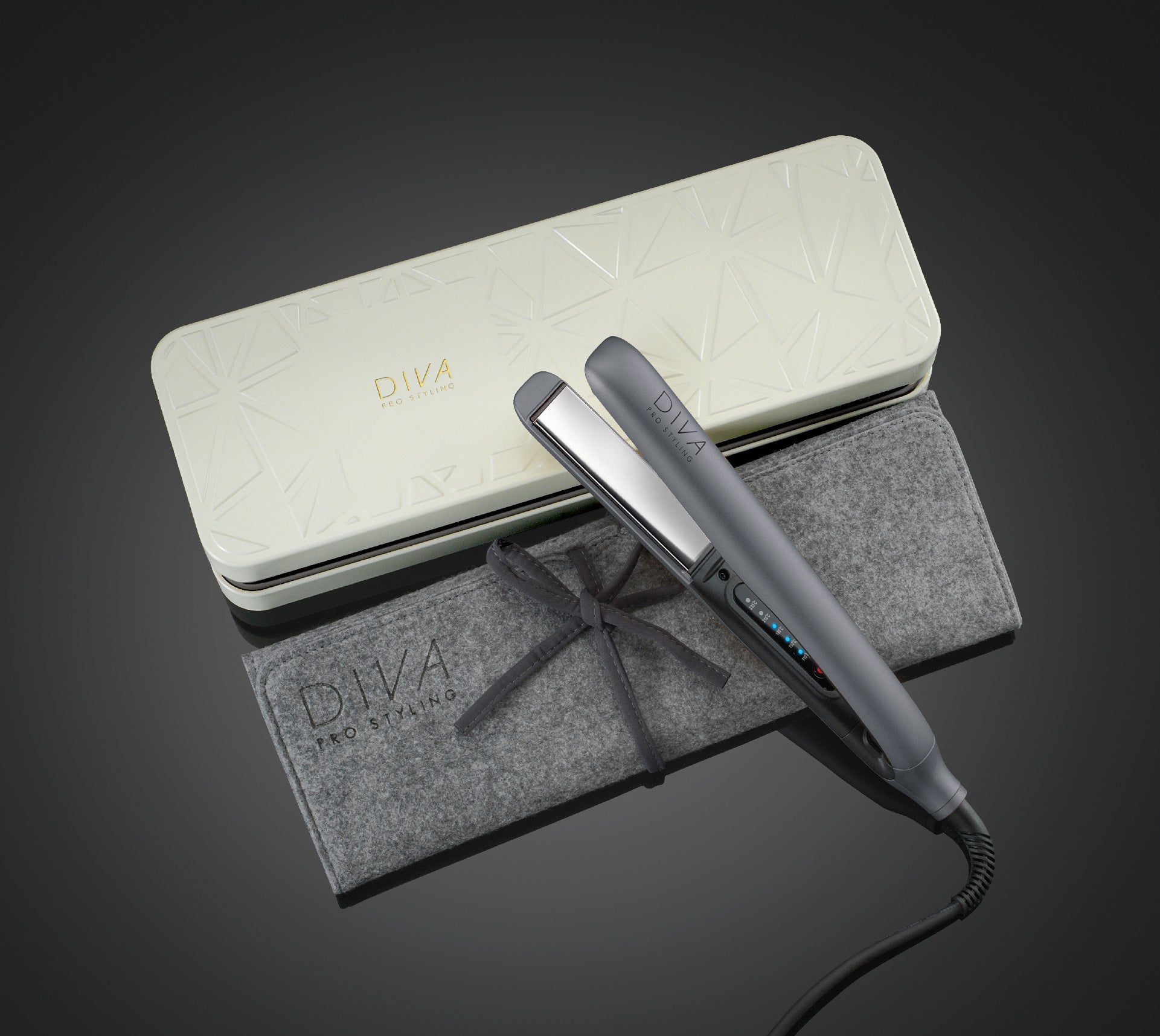 Diva hair outlet straightener